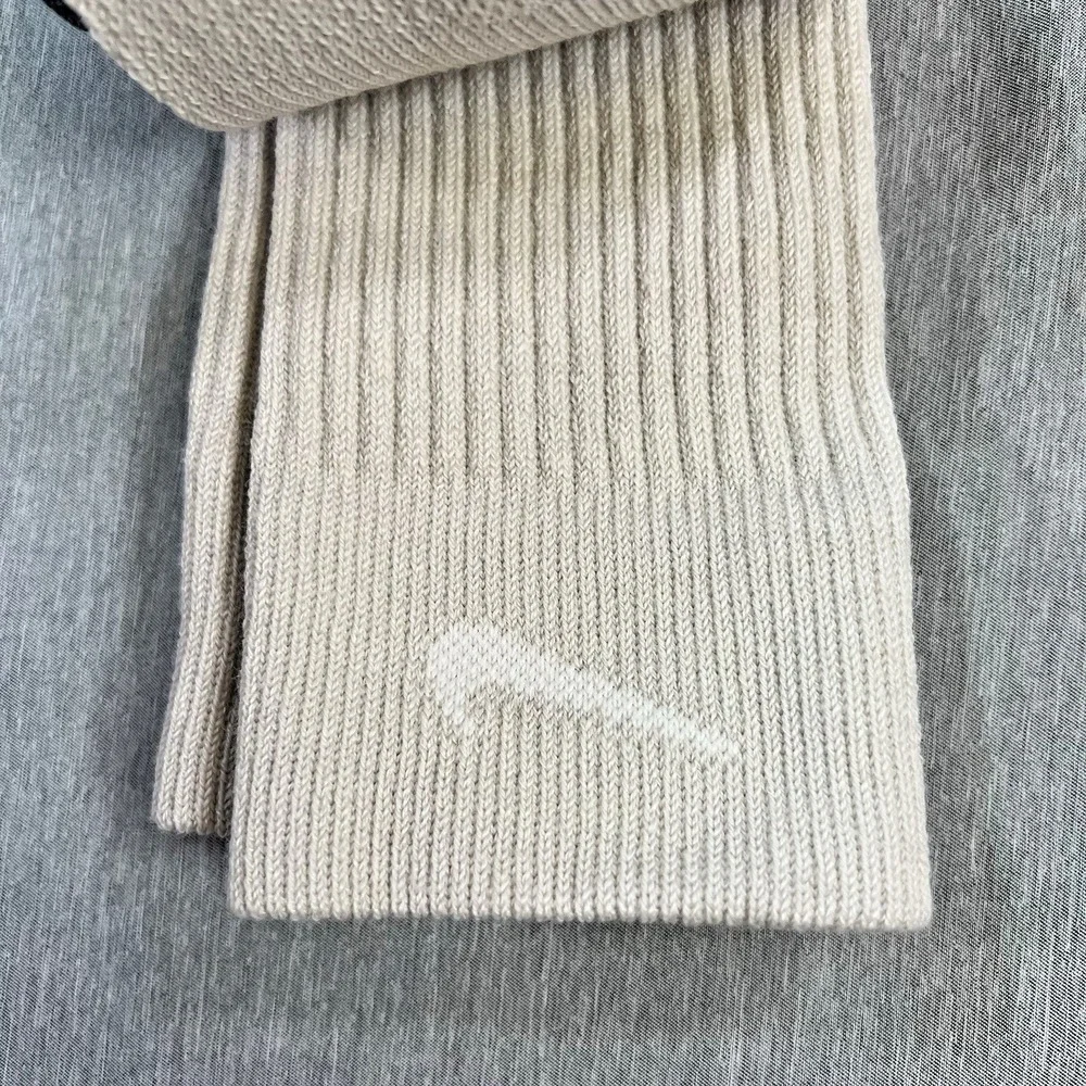 NEW 2 Pair Nike Everyday Wool Blend‎ Men's 6-8 Cushioned Crew Socks W 6-10 Grey